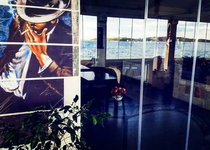 Yelken - Adult Only *